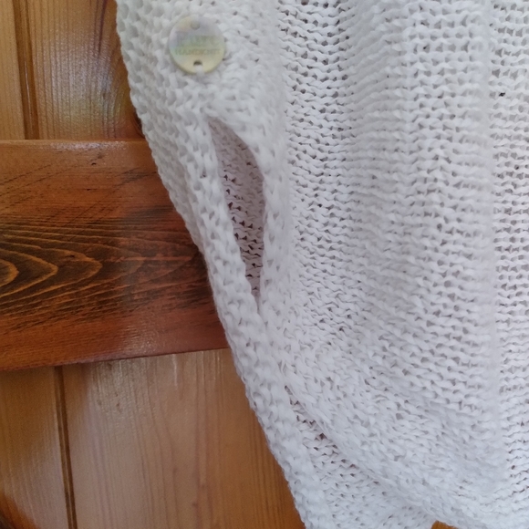 Pure Handknit Short Sleeved Sweater - Picture 6 of 8
